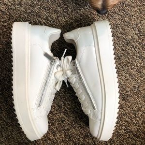 Steve Madden Sneakers
